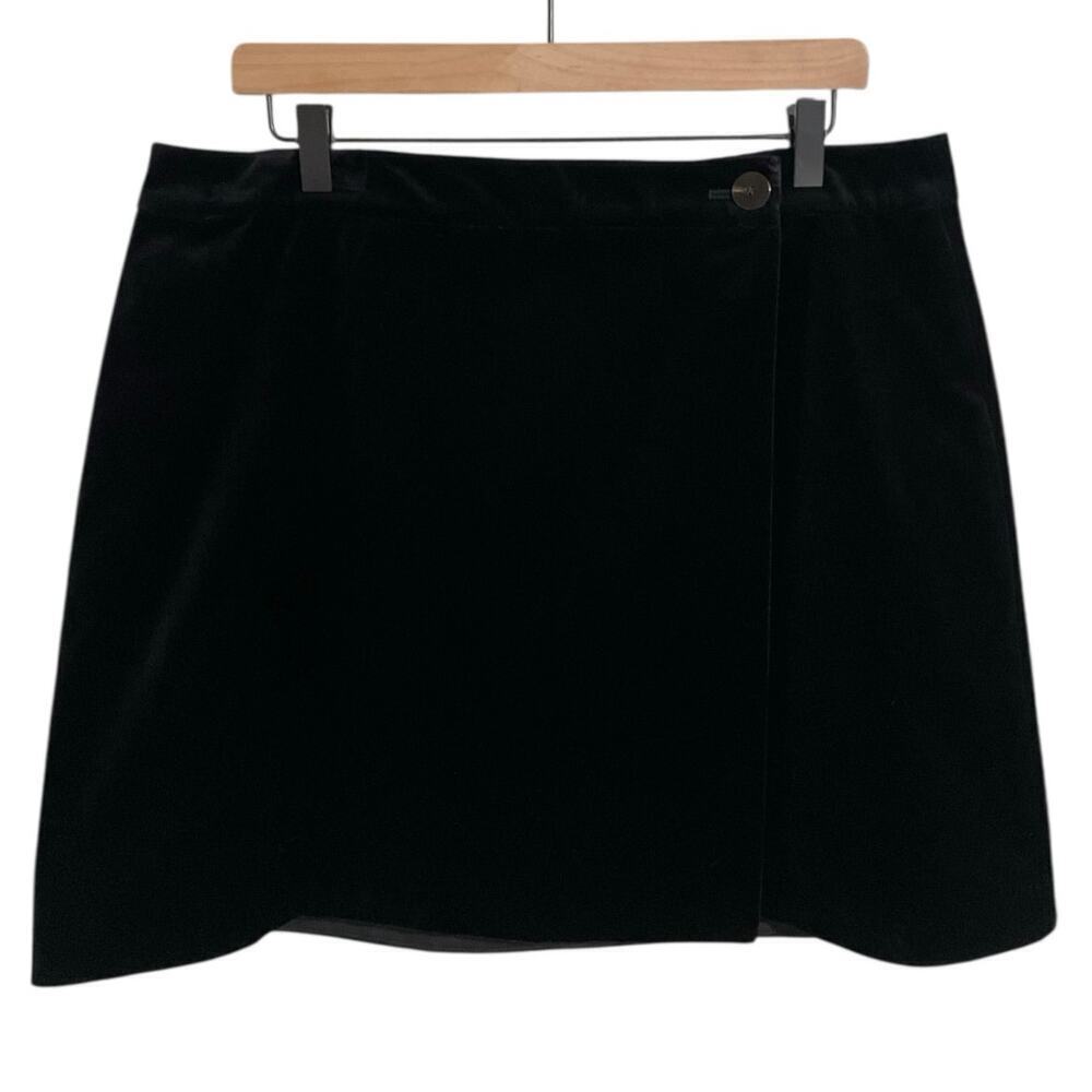 Theory Velvet Wrap Mini Skirt Black Size 14 - Picture 3 of 10